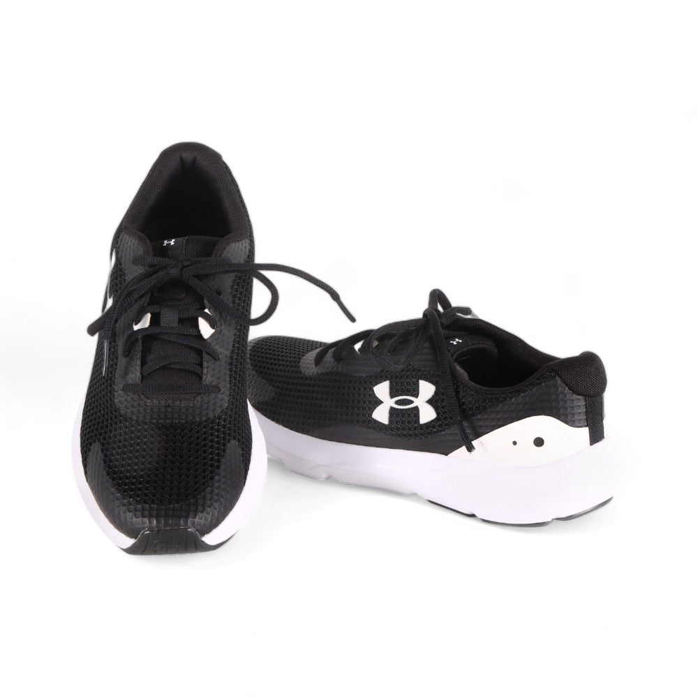 UA MEN RUNNING SHOES 3024883-001 BLK/WHT 8.5 (IR)