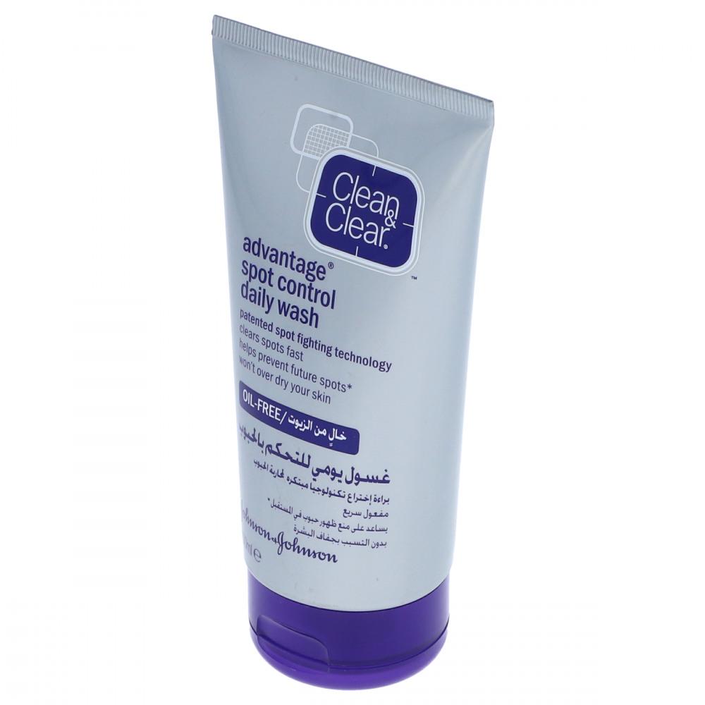 CLEAN & CLEAR SPOT CONTROL OIL FREE DAILY WASH 150 ML