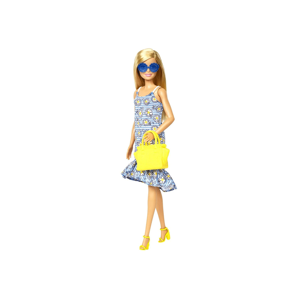 Gdj40 Barbie Doll With Dress Acc