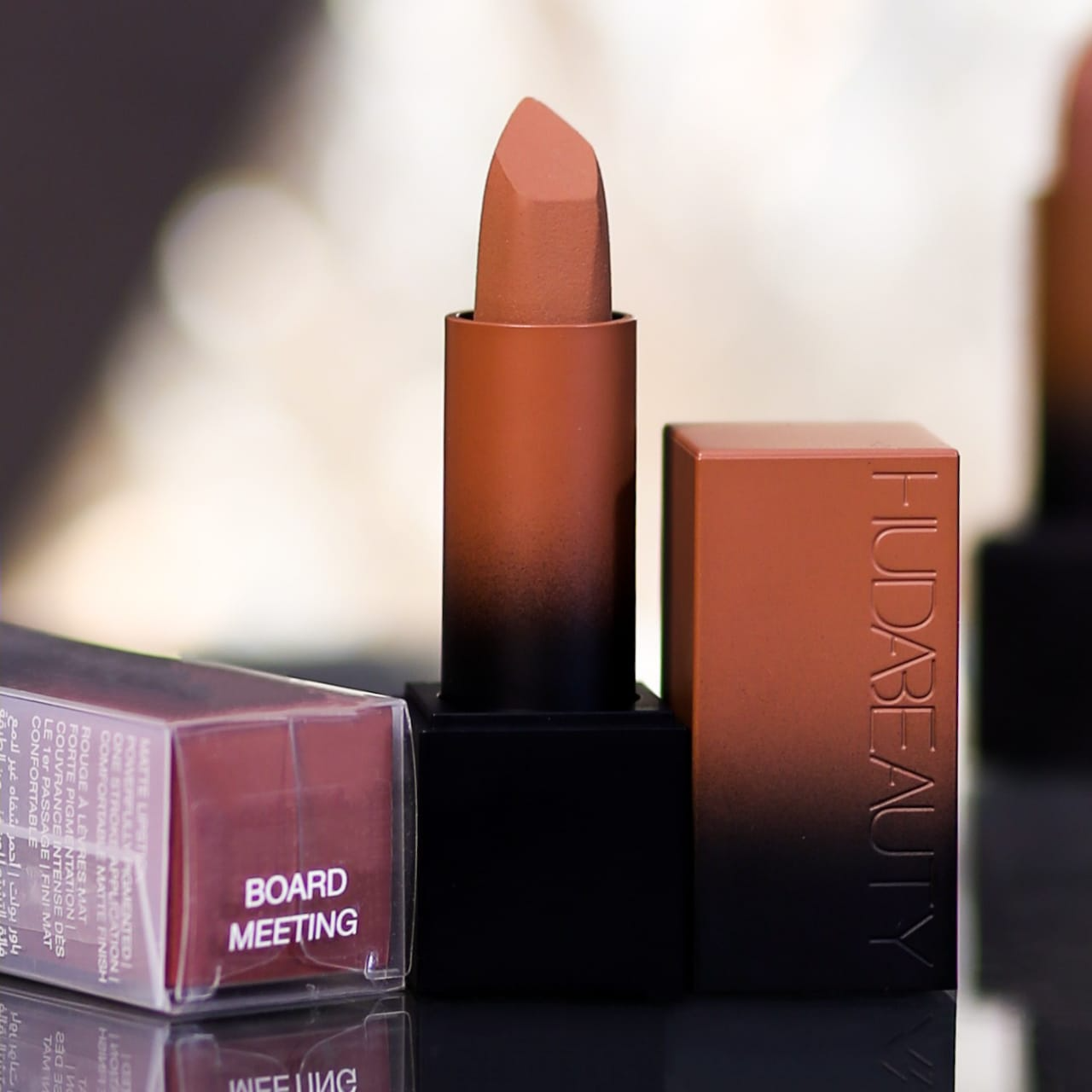 HUDA BEAUTY BOARD MEETING POWDER BULLET MATTE LIPSTICK 3 GM