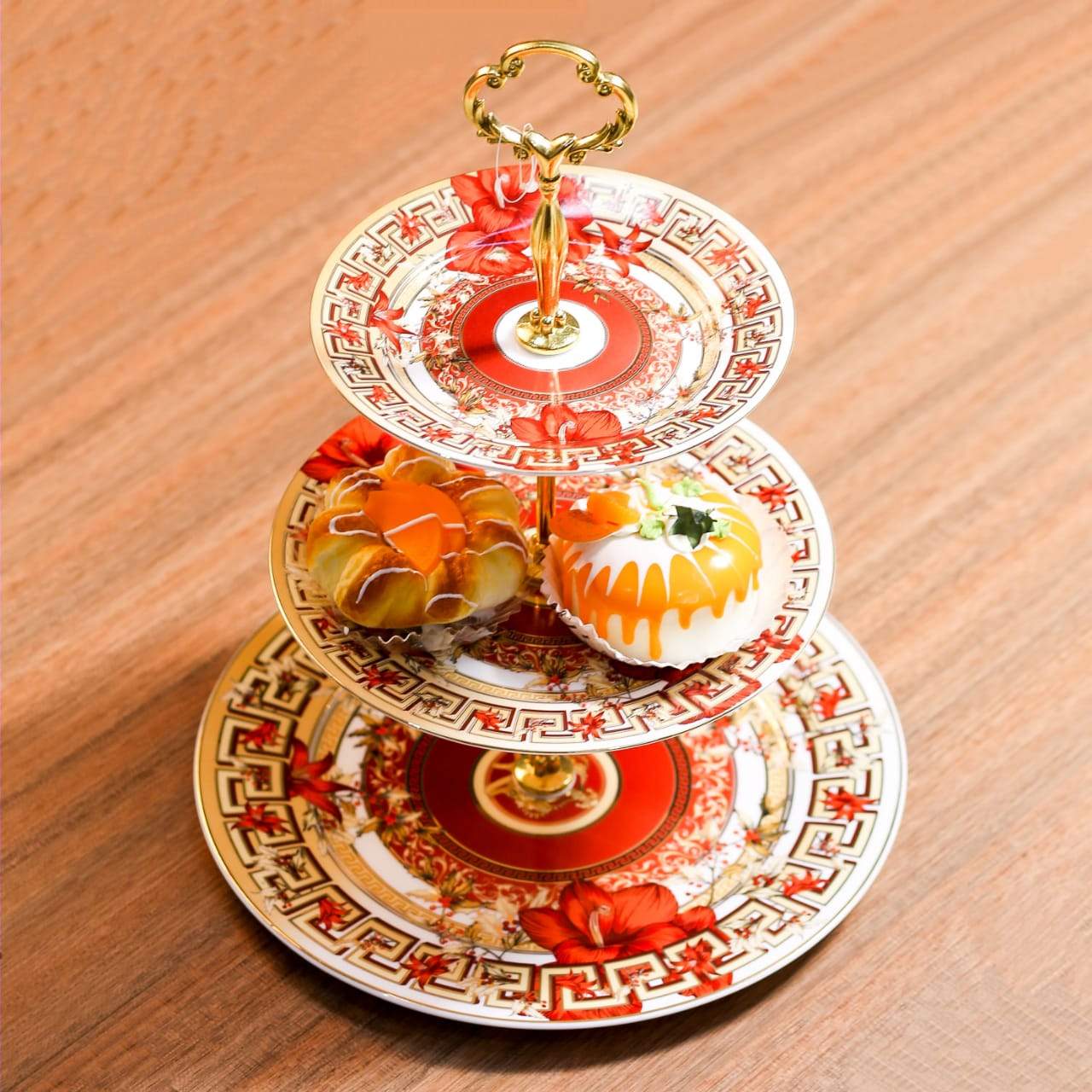 DISH CAKE ROYAL BISTRO 3TIRE K105-3-209