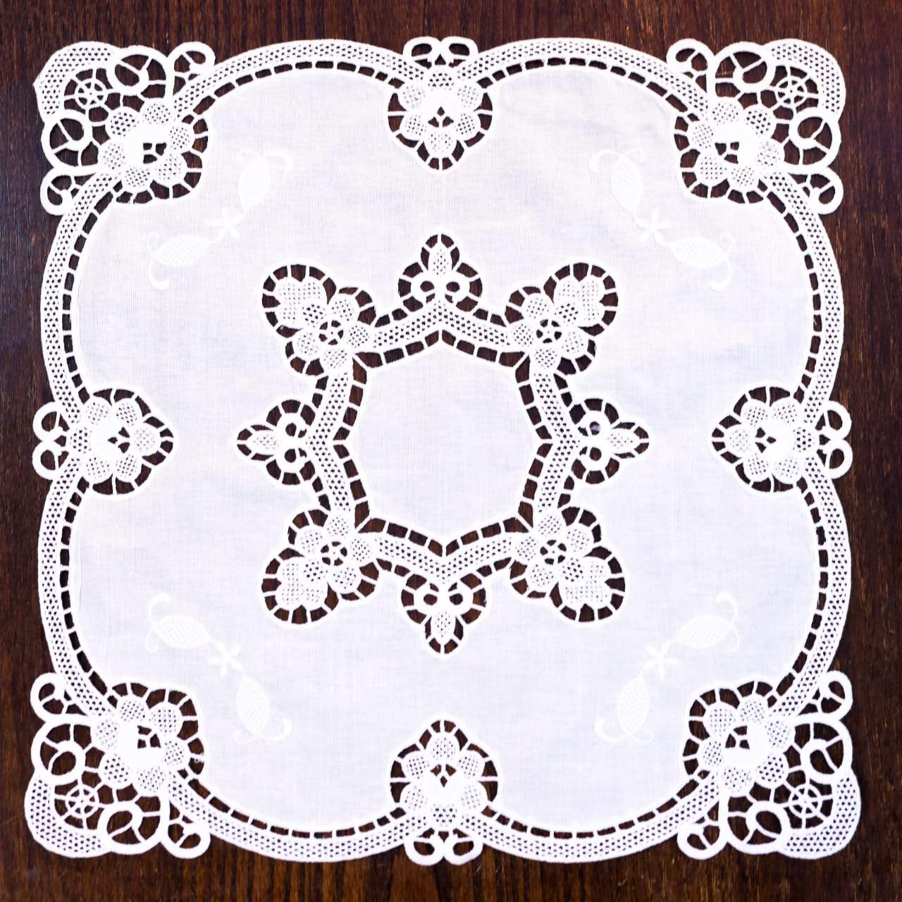 Table Mat Ir 06036 16X16 Basic