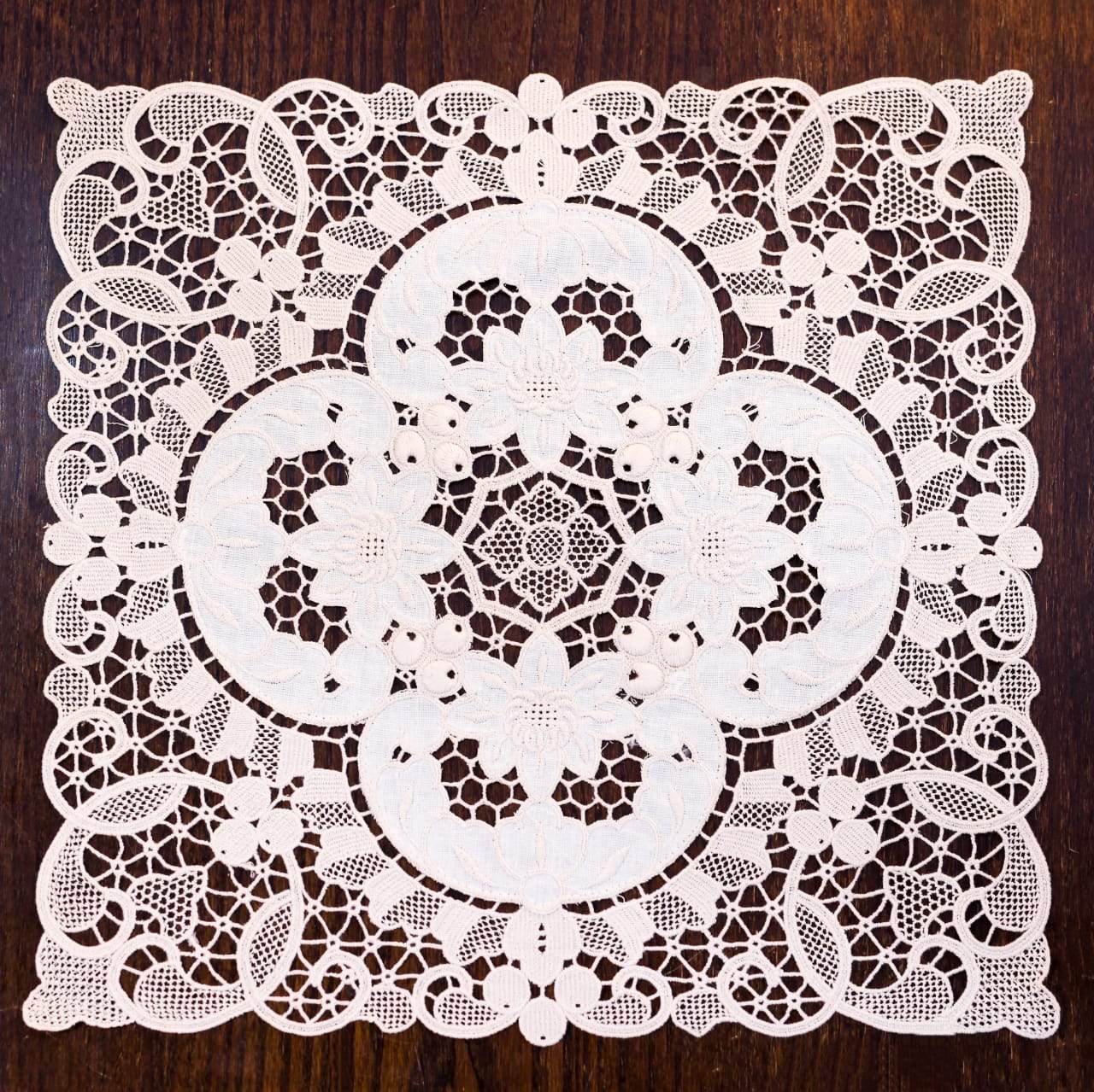 Table Mat Ir 5801 14X14 Basic