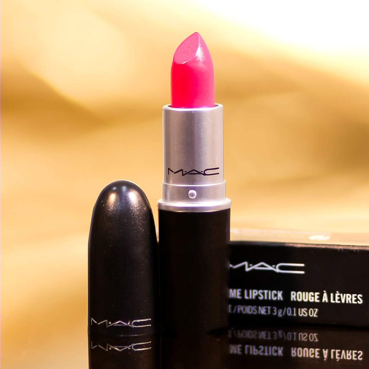 MAC LIPSTICK GIRL ABOUT TOWN AMPLIFIED CREAM 3 GM