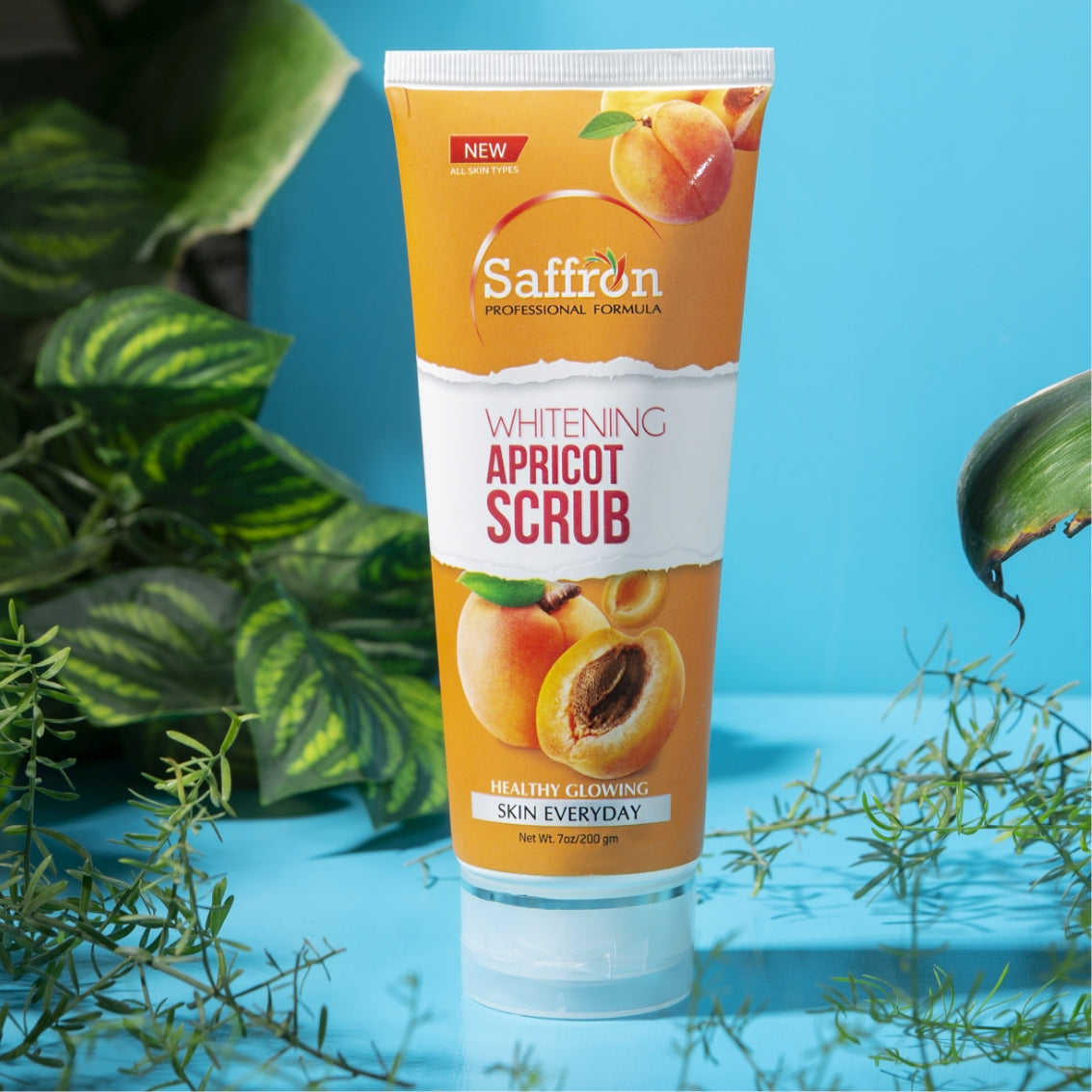 SAFFRON WHITTENING APRICOT SCRUB 200GM