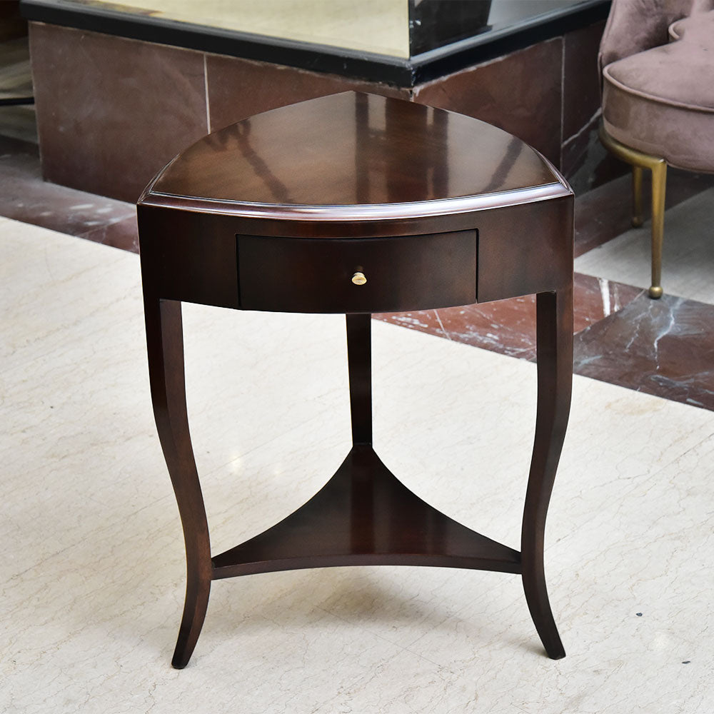 TABLE IR ST89015-4 BASIC