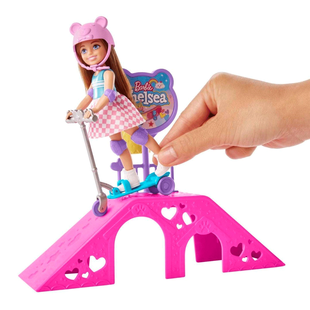 HJY35 BRB CHELSEA DOLL & PLAYSET