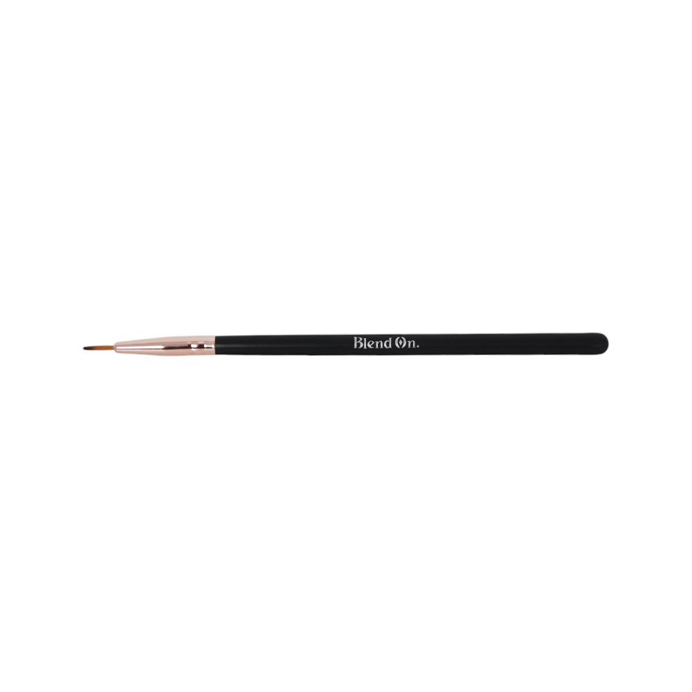 BLEND ON LIP BRUSH