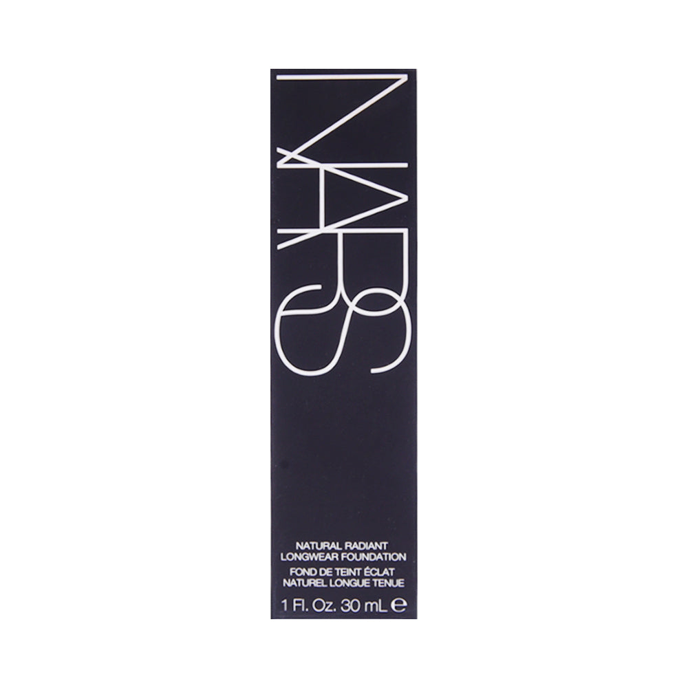 NARS LIGHT 4.5 VIENNA 6606 FOUNDATION