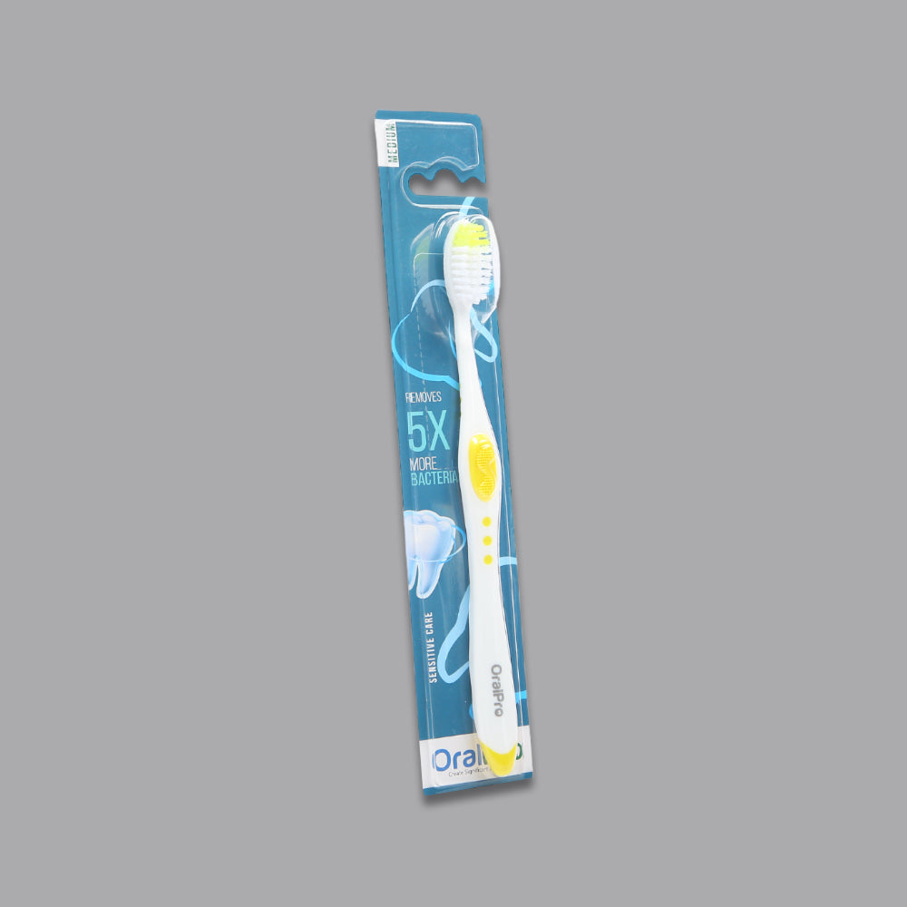 ORAL PRO TOOTH BRUSH IR SENSITIVE CARE MEDIUM F571