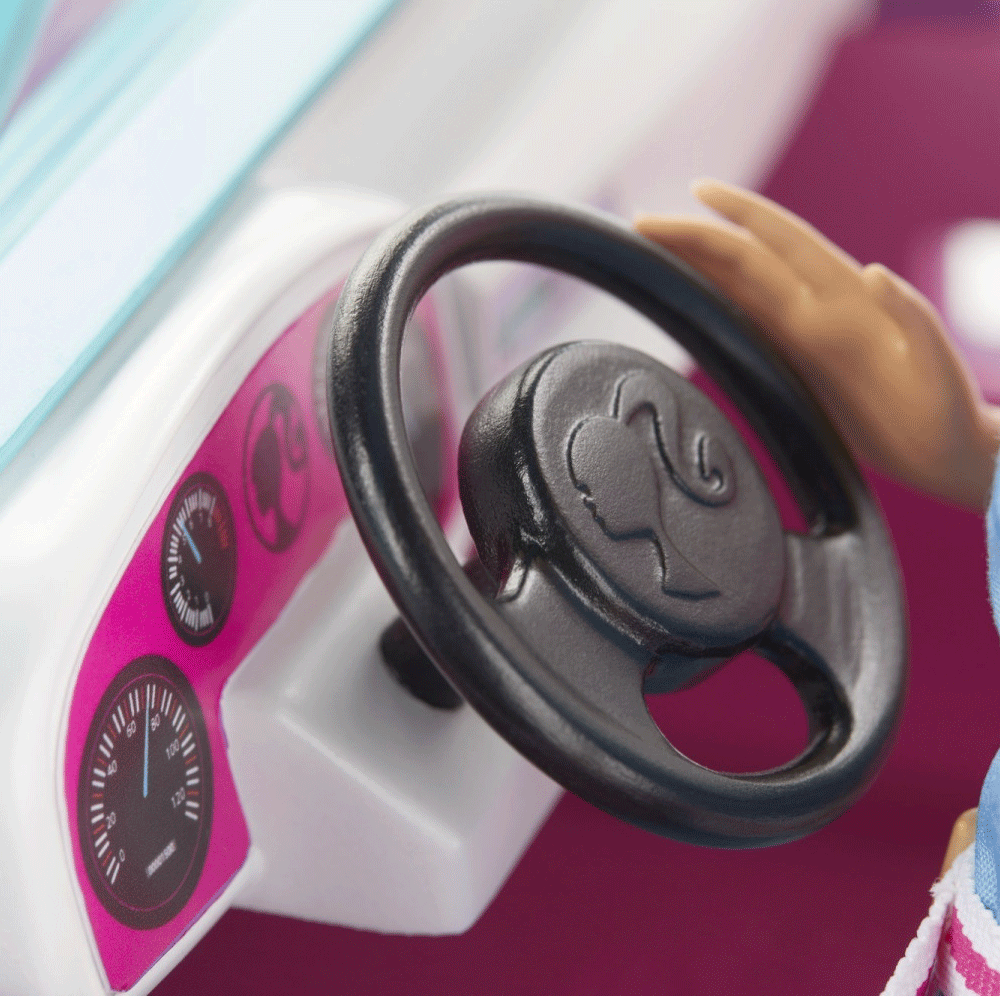 GMT46 BARBIE VEHICLE