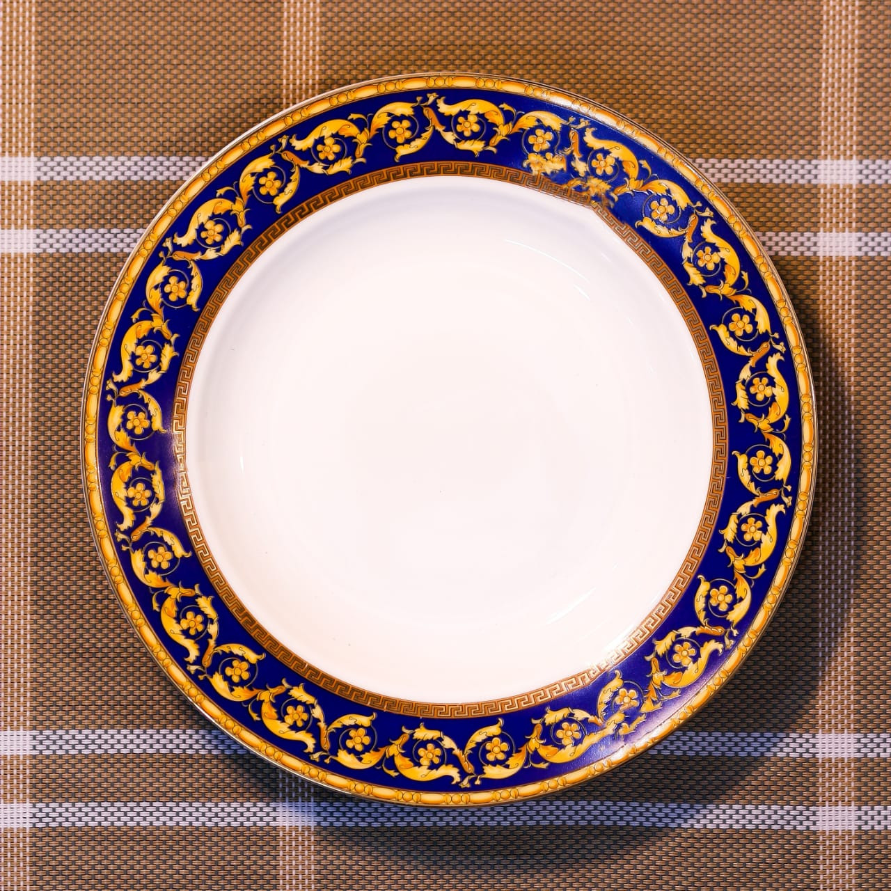 PLATE DEEP ROYAL BISTRO 8.75DP-215