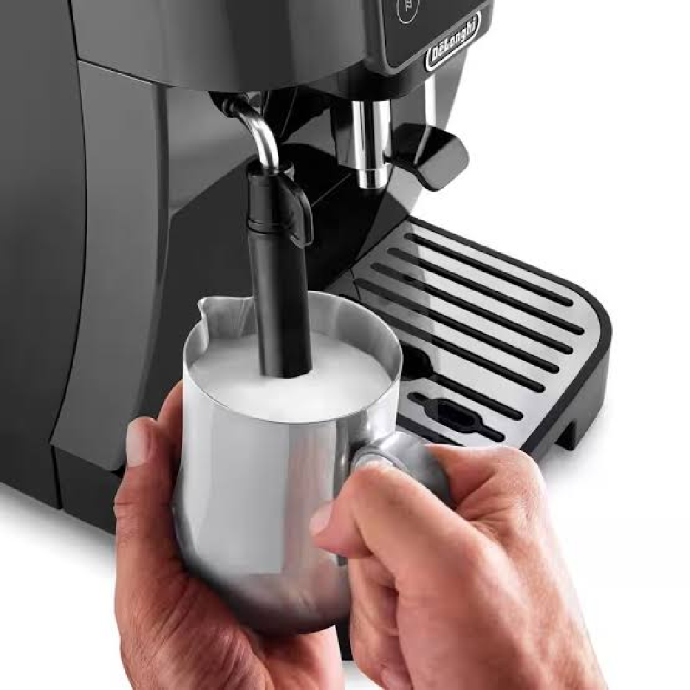DELONGHI COFFEE MAKER ECAM220-22-GB