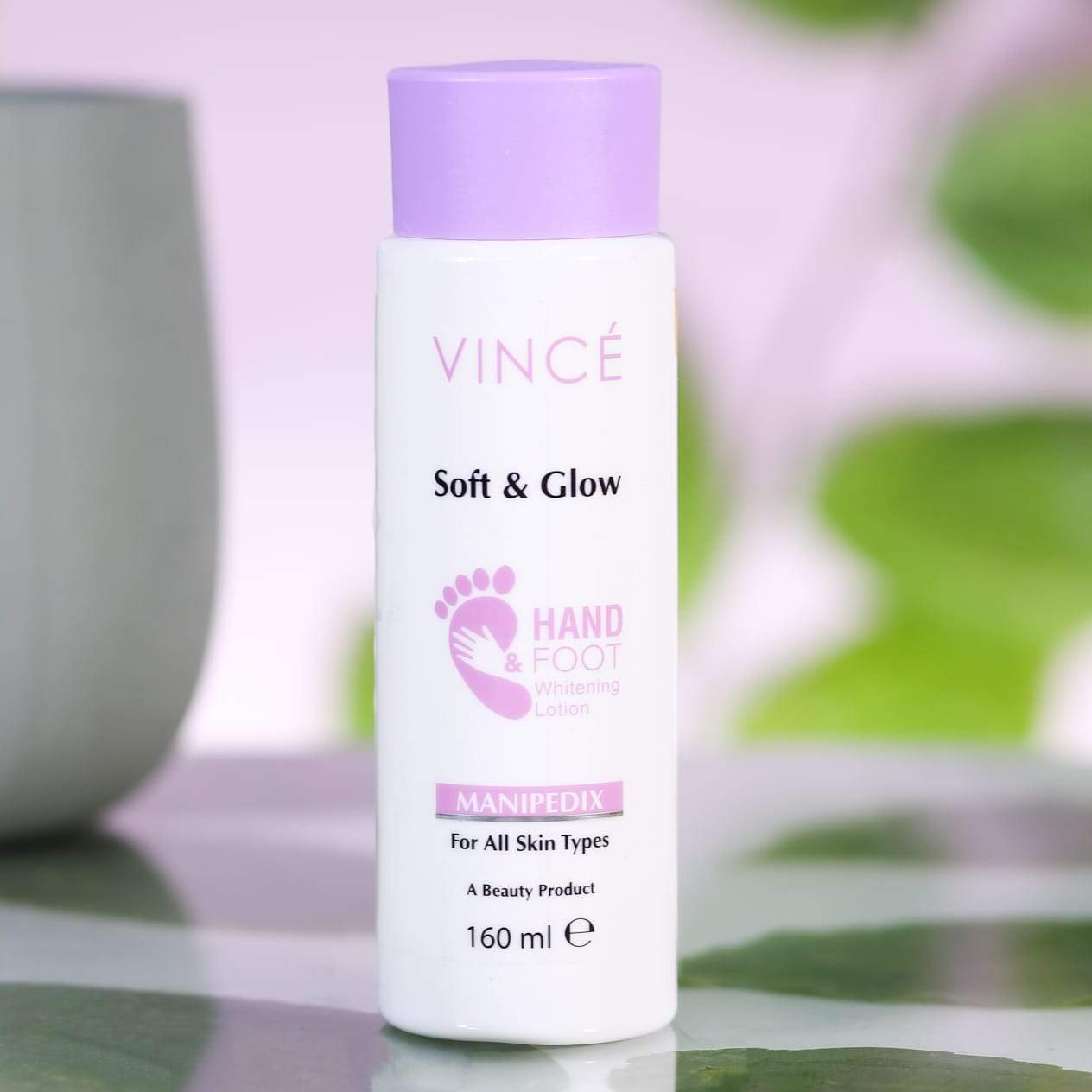 VINCE SOFT & GLOW HAND & FOOT WHITENING LOTION 160ML