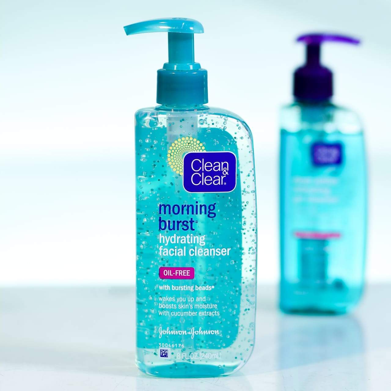 CLEAN & CLEAR FACIAL CLEANSER HYDRATING MORNING BURST 240 ML