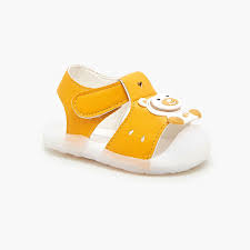 BOYS SANDAL SIZE 21 YELLOW 12 17-21 W-G
